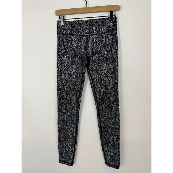 Ivivva by Lululemon Leggings Size 14 Black White Static Print - Picture 1 of 6